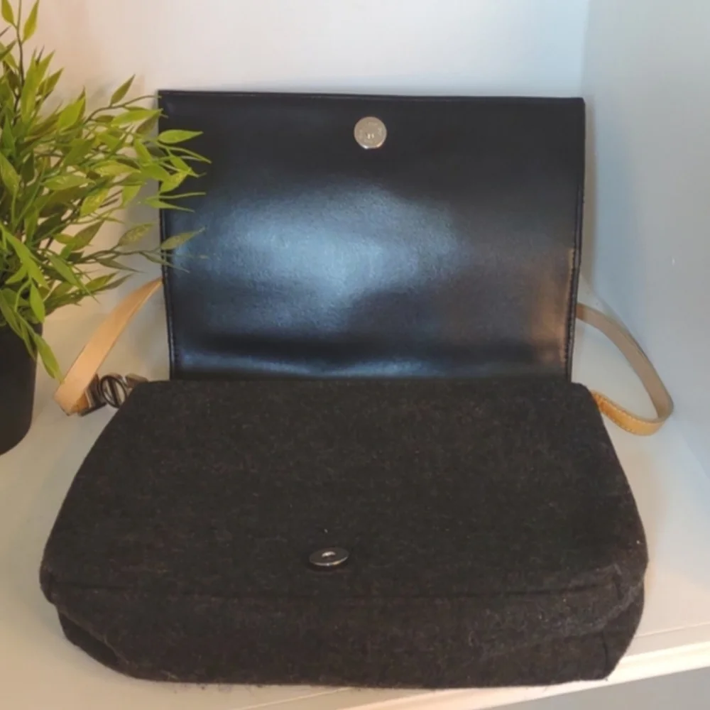Felt Shoulder Bag Farinelli Gray Tan